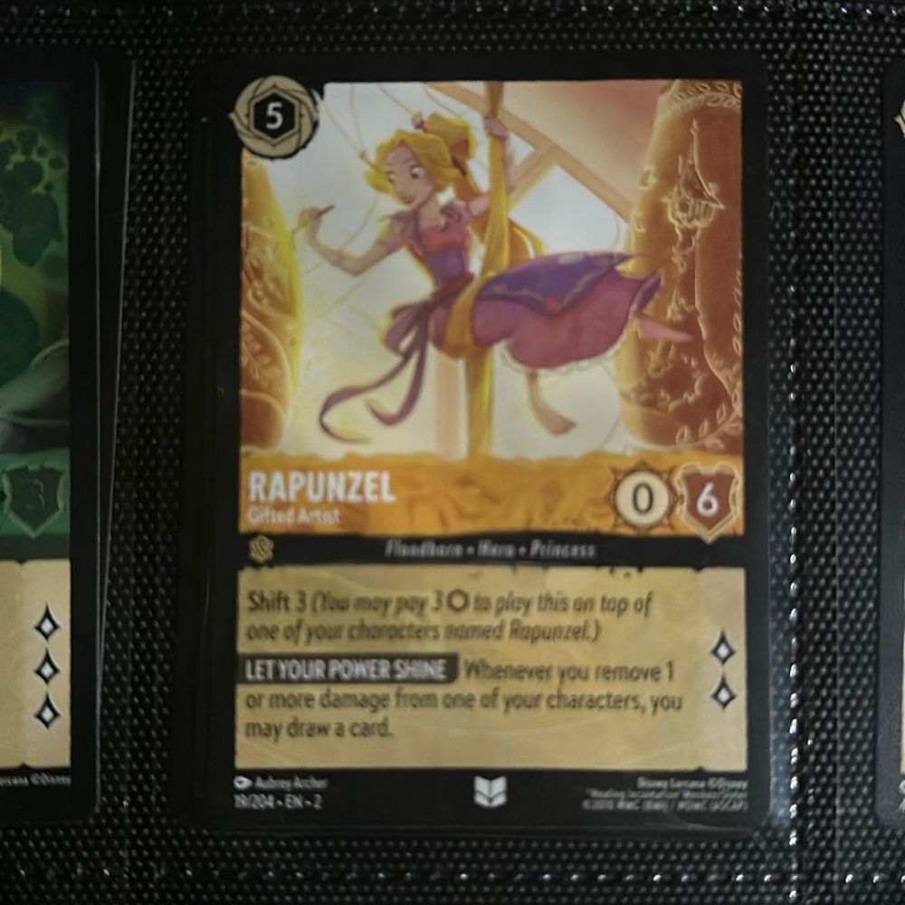 Disney Lorcana Rapunzel Gifted artist 19/204- Non Foil - fb